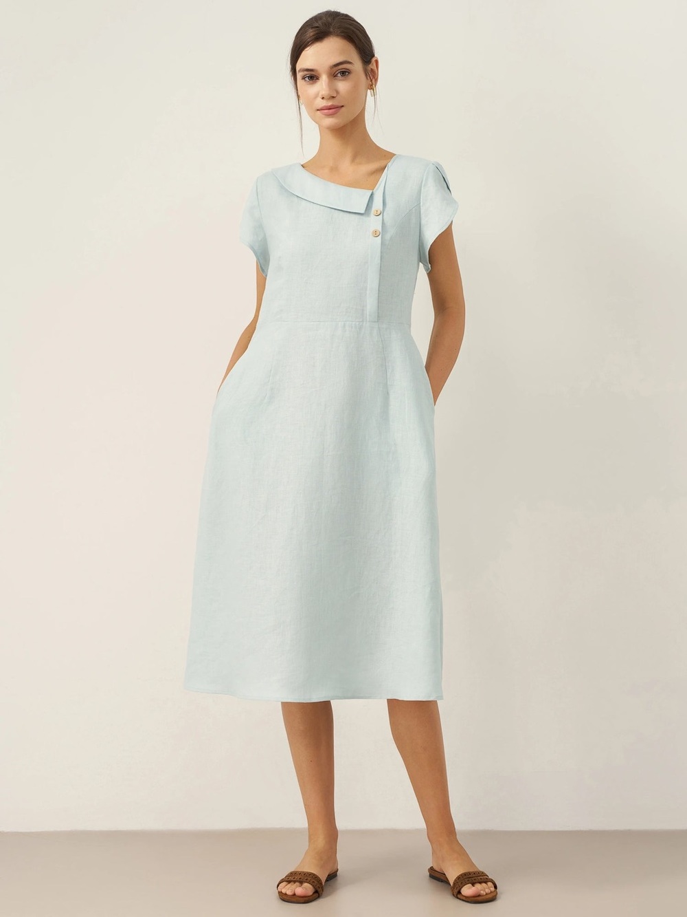 LINTICO Light Blue Short Sleeve Linen Midi Dress